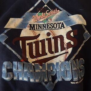 Vintage twins champions crew neck